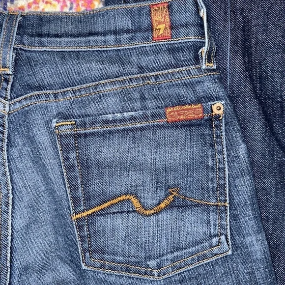 7 For All Mankind Women’s BootCut Jean Size 27 Tall (33in inseam) - Picture 6 of 6
